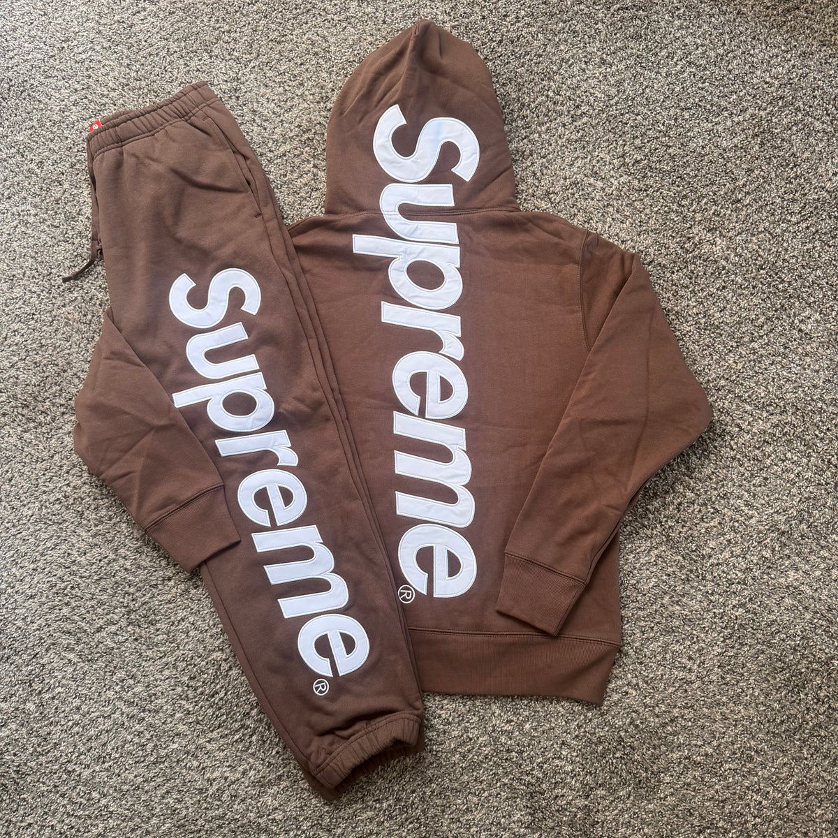 Supreme Sets